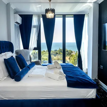 Royal View - Luxury 2br With Sea Panorama By Flat Manаger Апартаменти