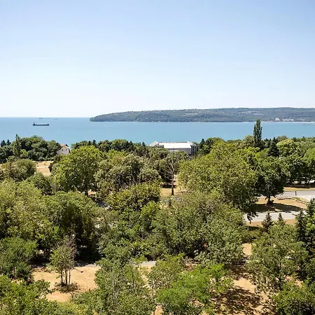 Royal View - Luxury 2br With Sea Panorama By Flat Manаger