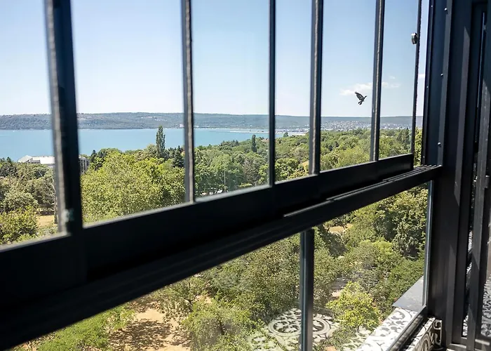 Royal View - Luxury 2br With Sea Panorama By Flat Manаger 瓦爾納