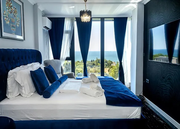 Royal View - Luxury 2br With Sea Panorama By Flat Manаger Apartment